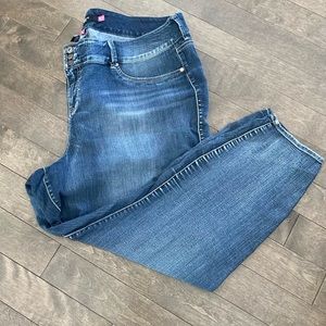 Torrid Size 28T (Tall) Blue Skinny Jeans 3 Button Waistband Inseam 30